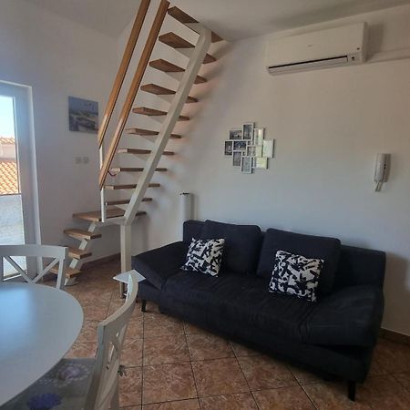 Apartment Helmut With Sea View Baska  Ngoại thất bức ảnh