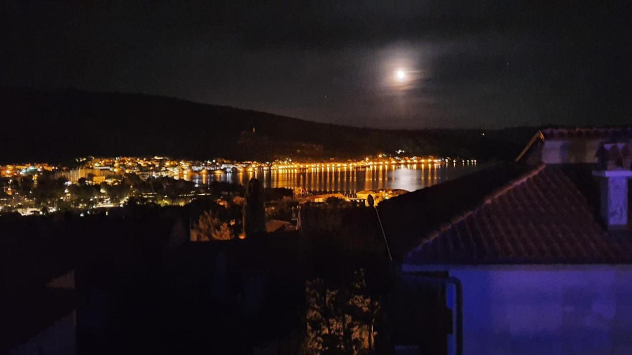 Apartment Helmut With Sea View Baska  Ngoại thất bức ảnh